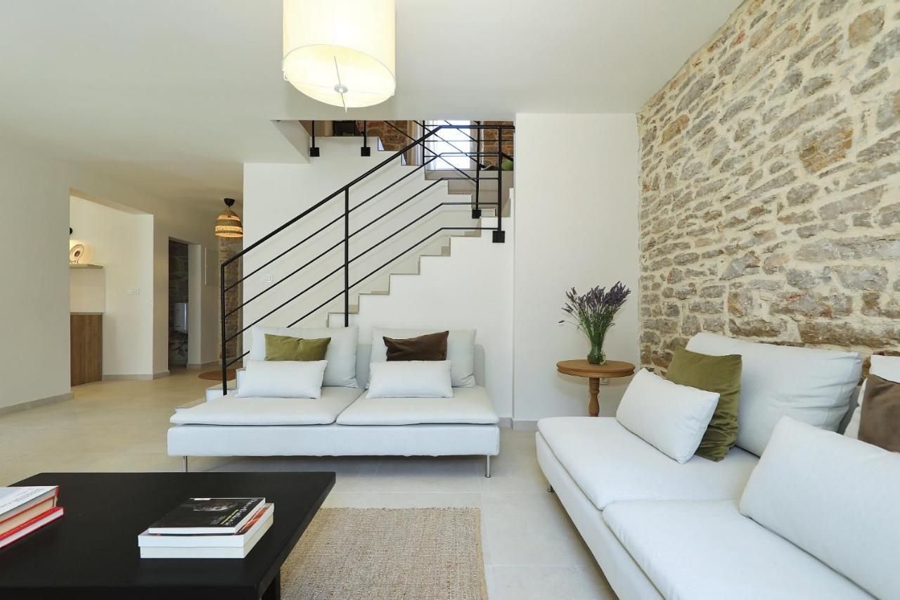 Villa Mira With A Heated Pool And A Sea View Božava المظهر الخارجي الصورة