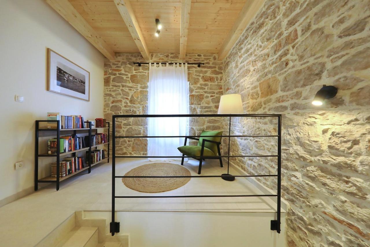 Villa Mira With A Heated Pool And A Sea View Božava المظهر الخارجي الصورة