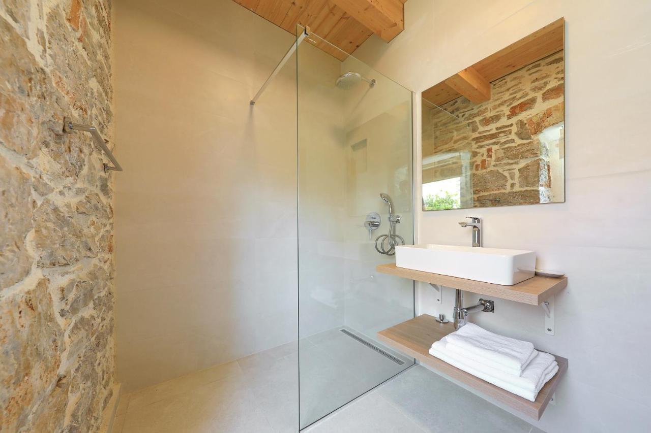 Villa Mira With A Heated Pool And A Sea View Božava المظهر الخارجي الصورة