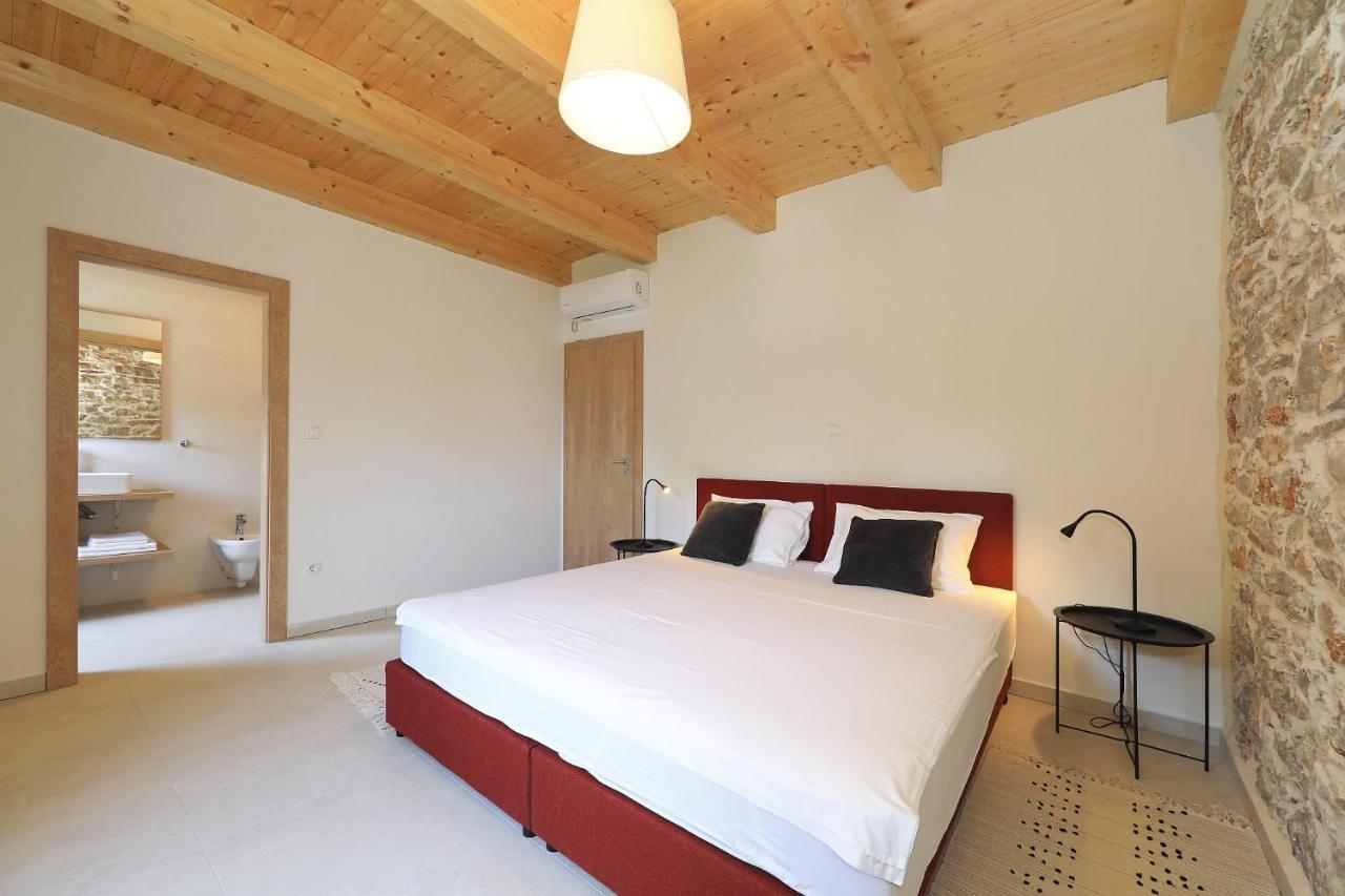 Villa Mira With A Heated Pool And A Sea View Božava المظهر الخارجي الصورة